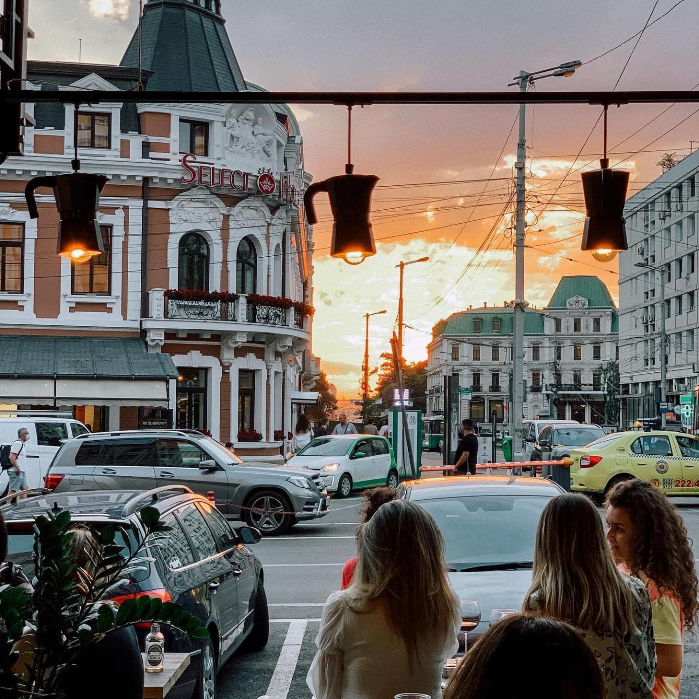 City Center Apartments -- Piata Unirii Iasi Buitenkant foto